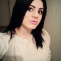 Ja sa crnom kosom